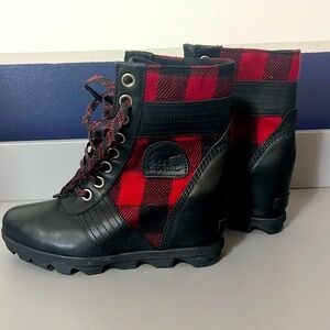 Sorel Lexie Wedge Boot - perfect for fall!